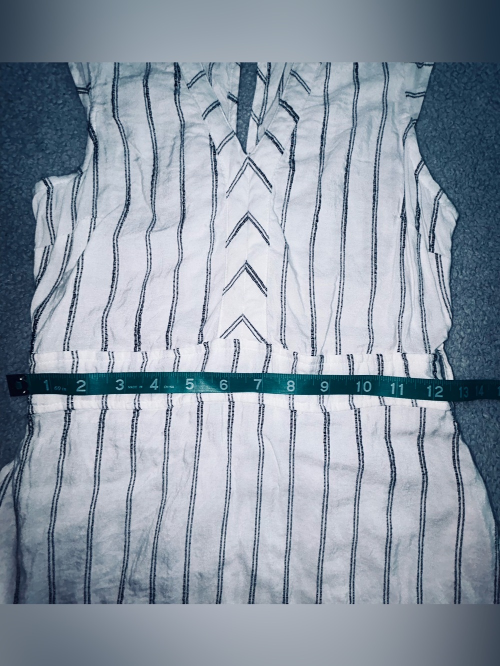 O'Neill White Dress with Black Stripes
Size small - Picture 7 of 8